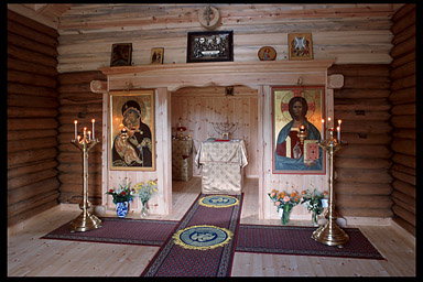(2600x3900) Inside St. Olav Orthodox chapel in Folldal, Norway (3)